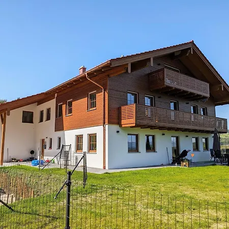 Staufen-chalet Hochreit Apartamento *