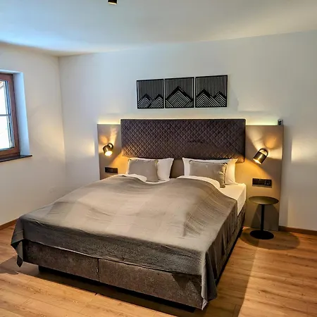 Apartment Staufen-chalet Hochreit